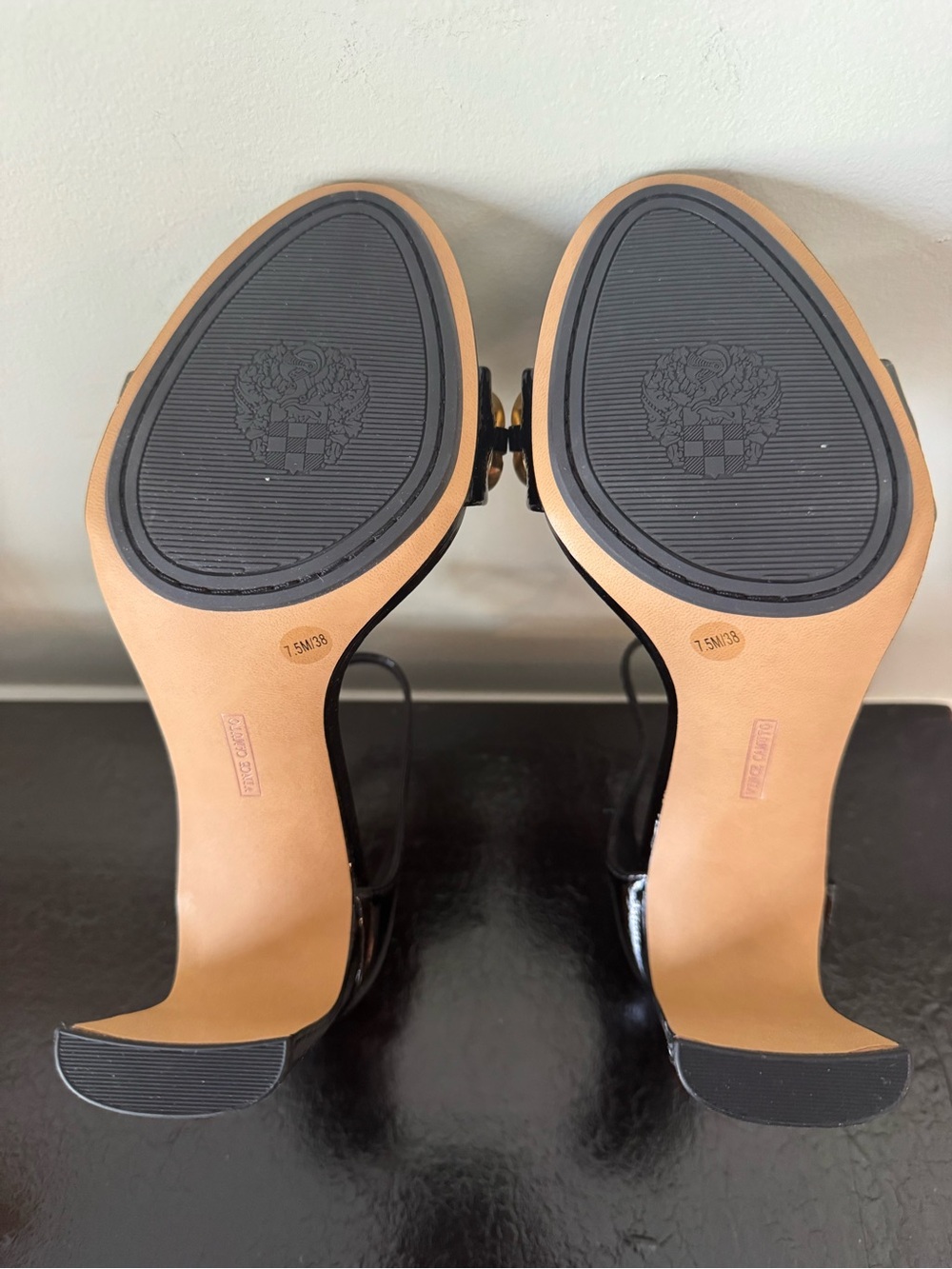 Vince Camuto Aurelia Ankle Strap Sandal in Black Patent Leather NIB - Picture 6 of 10